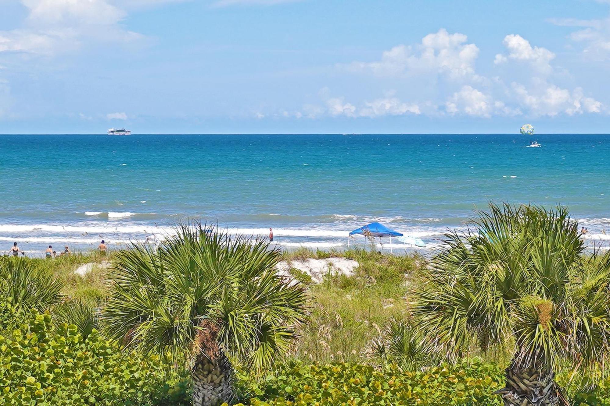 Cape Winds Resort Cape Canaveral Exterior foto